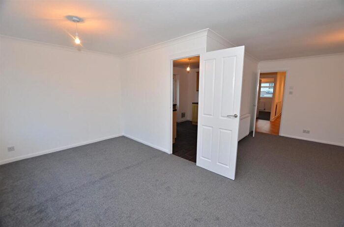 2 Bedroom Detached Bungalow To Rent In Lambourn Drive, Allestree, Derby, DE22