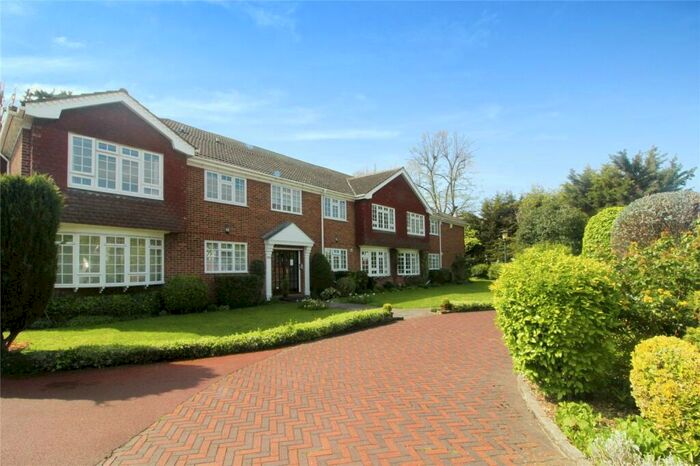 2 Bedroom Apartment To Rent In Thorpe Lodge, Parkstone Avenue, Hornchurch, RM11