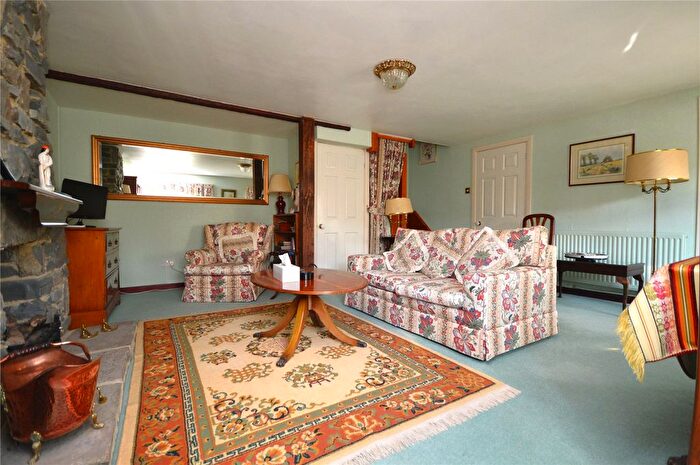 2 Bedroom Semi-Detached House For Sale In Bow Street, Langport, TA10