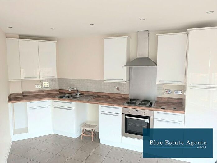 1 Bedroom Flat To Rent In Ealing Road, Brentford, TW8