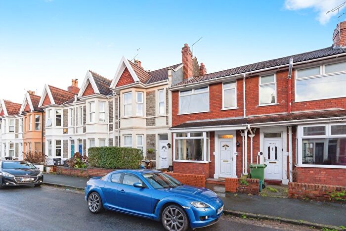 2 Bedroom Terraced House For Sale In Repton Road, Brislington, Bristol, BS4