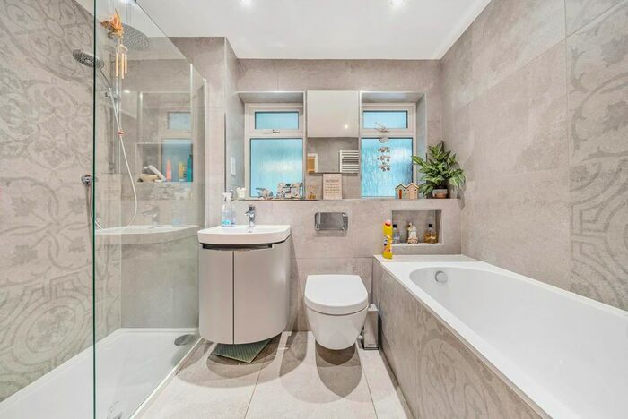 3 Bedroom Detached Bungalow For Sale In Mareham-On-The-Hill, Horncastle, Lincs, LN9
