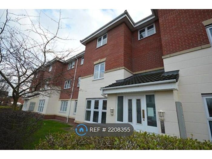 2 Bedroom Flat To Rent In School Lane, Elworth, Sandbach, CW11