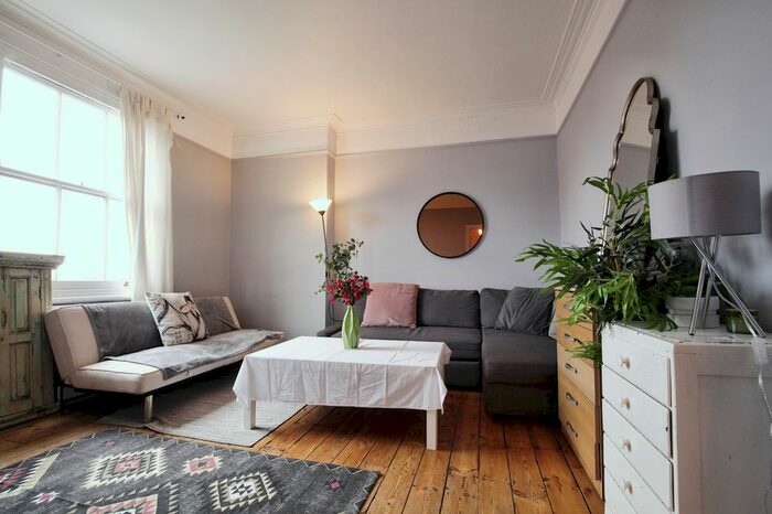 5 Bedroom Flat To Rent In Fulham Palace Road, London, SW6