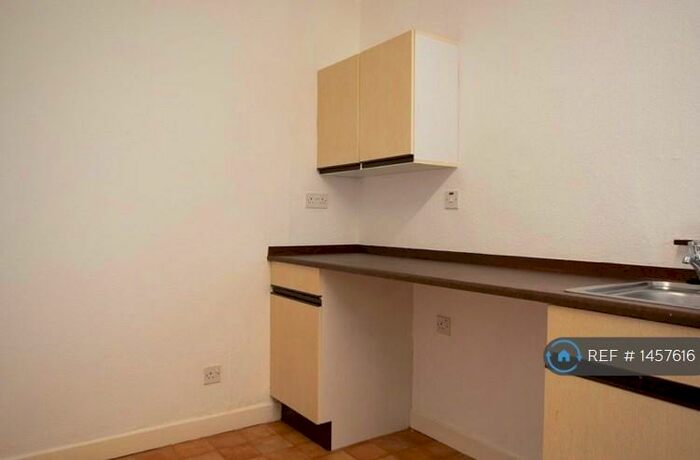 1 Bedroom Flat To Rent In Drummond Road, Annan, DG12