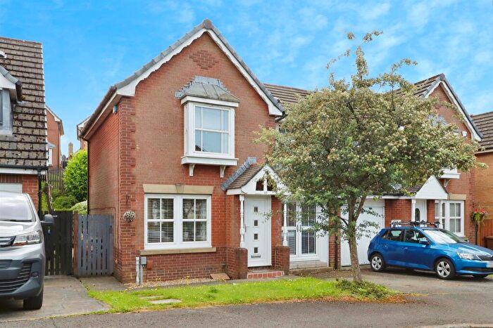 3 Bedroom Semi-Detached House For Sale In Briarcroft Road, Glasgow, G33