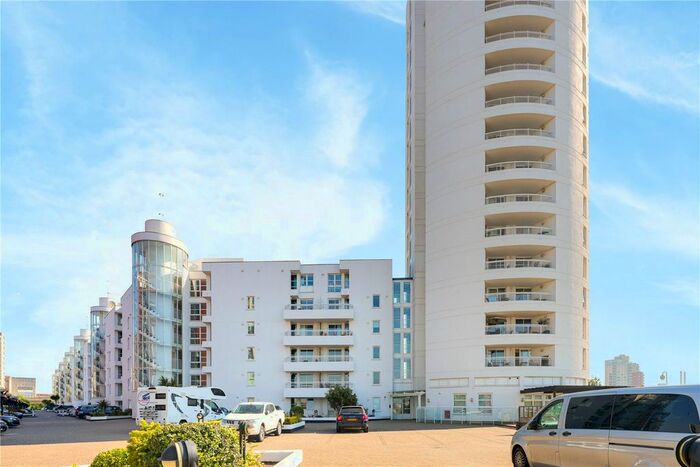 1 Bedroom Flat To Rent In Barrier Point Road, London, E16