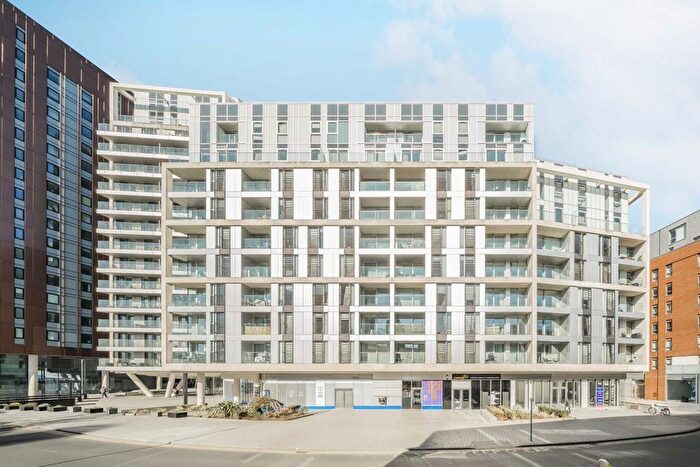 1 Bedroom Property To Rent In Buckhold Road, Wandsworth, SW18