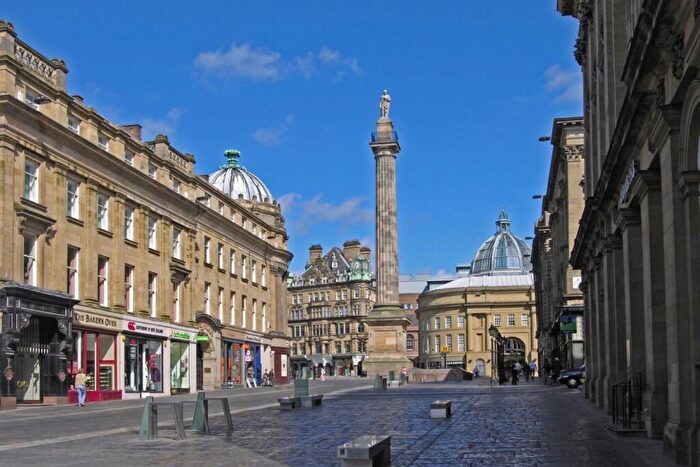 2 Bedroom Apartment To Rent In Grey Street, Newcastle Upon Tyne, NE1