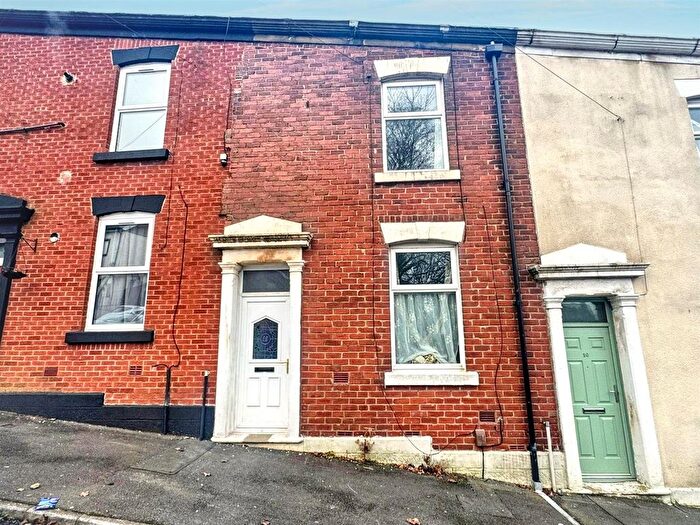 2 Bedroom Terraced House For Sale In Oozehead Lane, Blackburn, BB2
