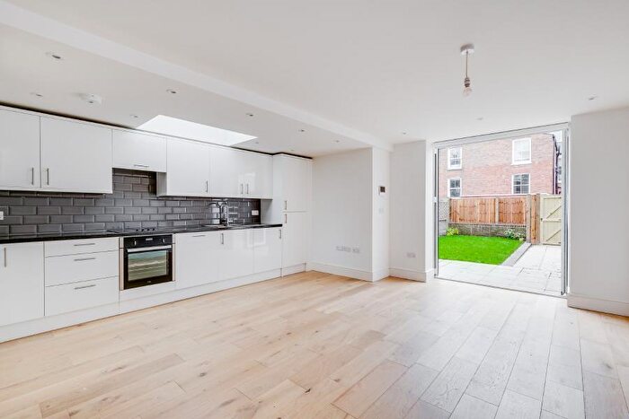 3 Bedroom Semi-Detached House To Rent In Agamemnon Road, West Hampstead, NW6