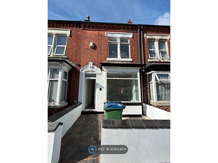 4 Bedroom Terraced House To Rent In Rawlings Road, Smethwick, B67