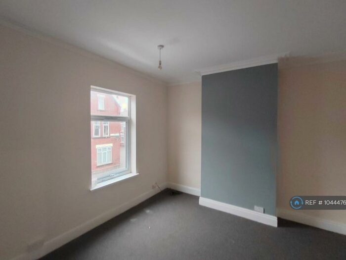 3 Bedroom Terraced House To Rent In Laughton Road, Doncaster, DN4