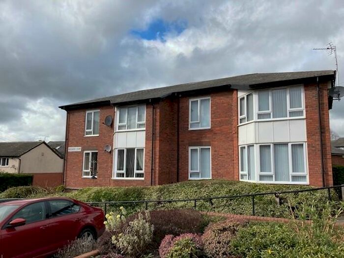 1 Bedroom Flat To Rent In Grasmere Court, Newcastle Upon Tyne, NE15