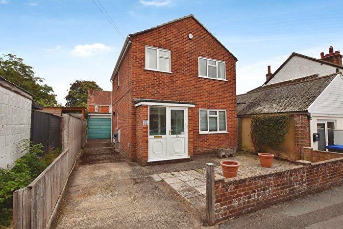 3 Bedroom Detached House For Sale In Nursery Road, Salisbury ***Video Tour***, SP2