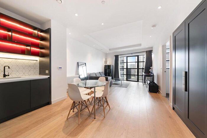 1 Bedroom Apartment To Rent In Amelia House, London City Island, London, E14