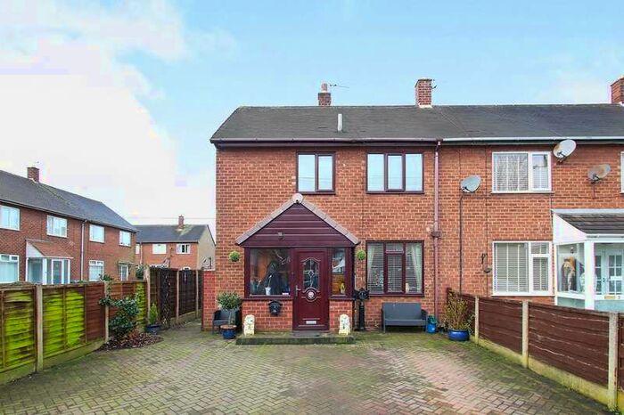 3 Bedroom Semi-Detached House To Rent In Broom Road, Partington, Manchester, M31