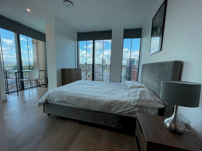 2 Bedroom Apartment To Rent In Hadrians Tower, Rutherford Street, Newcastle Upon Tyne, NE4