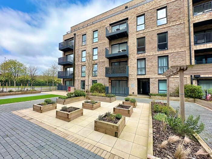 1 Bedroom Flat To Rent In Canal Street, Campbell Park, MK9