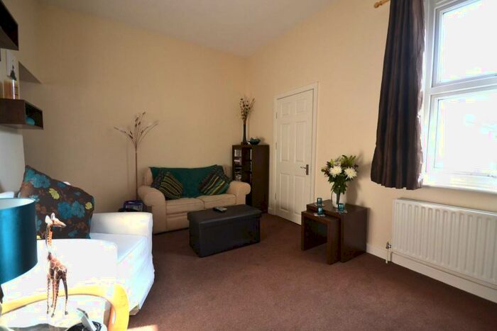 1 Bedroom Flat To Rent In Blenheim Road, Reading, RG1