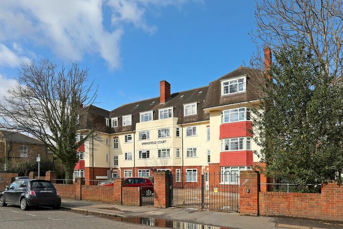 2 Bedroom Flat To Rent In Springfield Road, Kingston Upon Thames, KT1