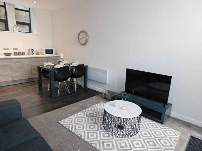 1 Bedroom Apartment To Rent In Captain Street, Bradford, BD1