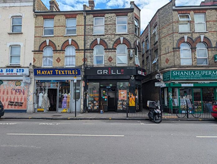 Studio To Rent In Turnpike Lane, London, N8