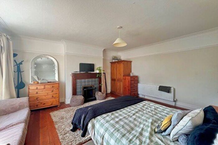 2 Bedroom Flat To Rent In Addycombe Terrace, Newcastle Upon Tyne, NE6