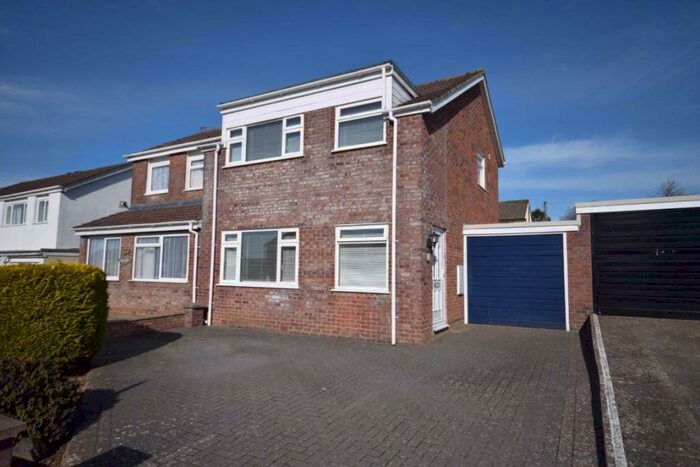 3 Bedroom Semi-Detached House To Rent In Burwood Road, Devon, EX38