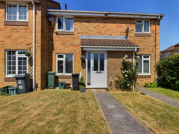 2 Bedroom Terraced House To Rent In Hazell Close, Clevedon, North Somerset, BS21