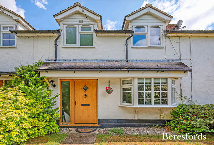 4 Bedroom Terraced House For Sale In Causeway Cottages, Highwood Road, CM1