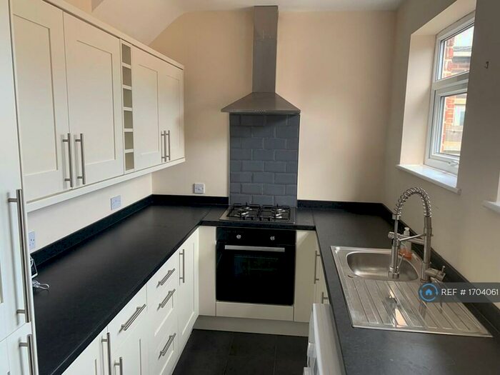 2 Bedroom Terraced House To Rent In Glebe Road, Newcastle Upon Tyne, NE12