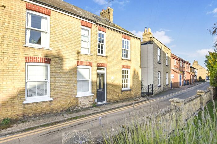 3 Bedroom Semi Detached House For Sale In St. Anns Lane, Godmanchester, PE29