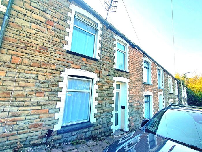 3 Bedroom Property To Rent In Maritime Terrace, Pontypridd, CF37