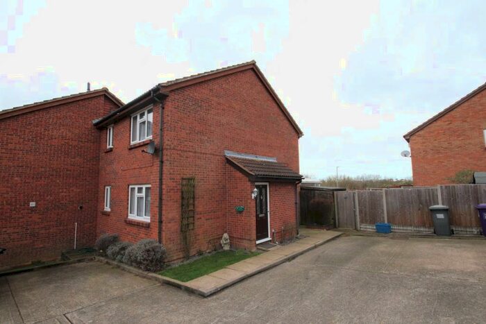 1 Bedroom Cluster House To Rent In Sanderling Close, Letchworth Garden City, SG6
