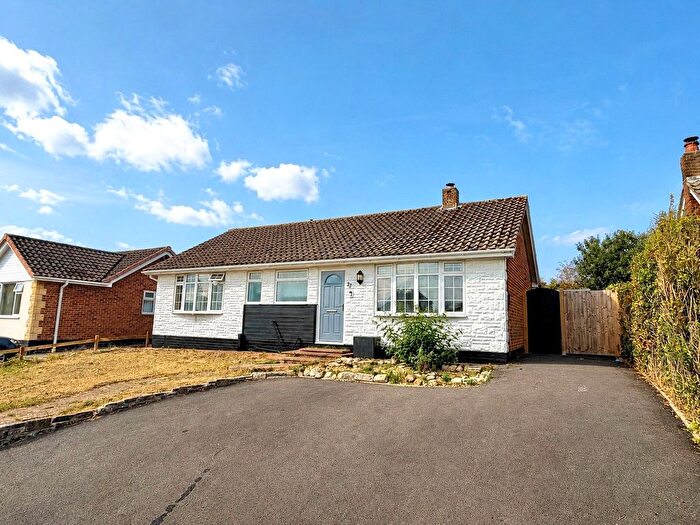 3 Bedroom Bungalow For Sale In Fullerton Road, Lymington, Hampshire, SO41