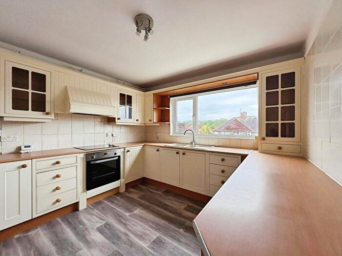 3 Bedroom Flat To Rent In Whipton Village Road, Whipton, Exeter, EX4