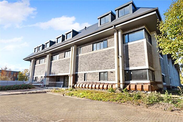 1 Bedroom Apartment To Rent In Emerald House, A London Road, Newbury, Berkshire, RG14