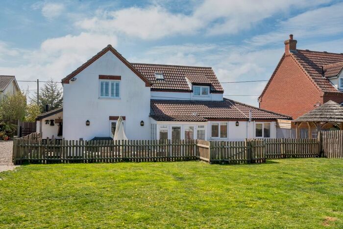 5 Bedroom Detached House For Sale In Whimpwell Green, Happisburgh, Norwich, NR12