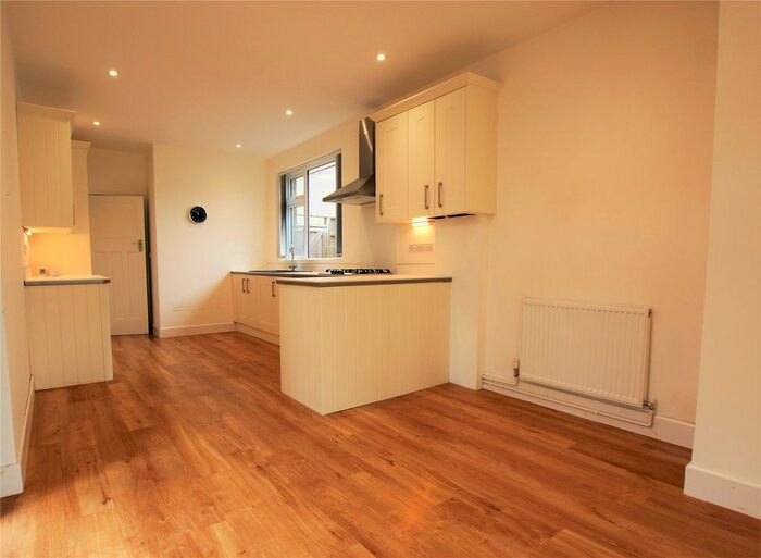 3 Bedroom Bungalow To Rent In Ashmore Avenue, Poole, Dorset, BH15