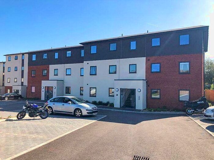 2 Bedroom Flat To Rent In Wonford, Exeter, EX2