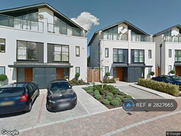 3 Bedroom Semi Detached House To Rent In Godwin Terrace, Romford, RM3