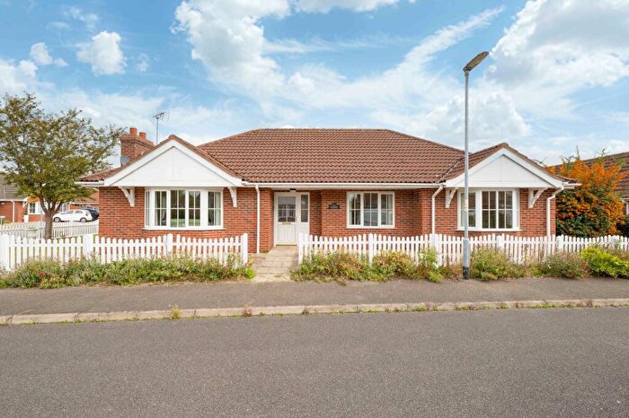 3 Bedroom Detached Bungalow For Sale In Lansdown Way, Woodhall Spa, LN10