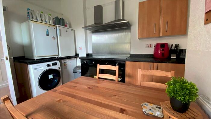 6 Bedroom End Of Terrace House To Rent In High Street, Bangor, LL57