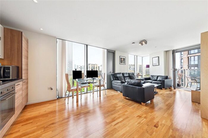 2 Bedroom Apartment To Rent In Adagio Point, Laban Walk, London, SE8