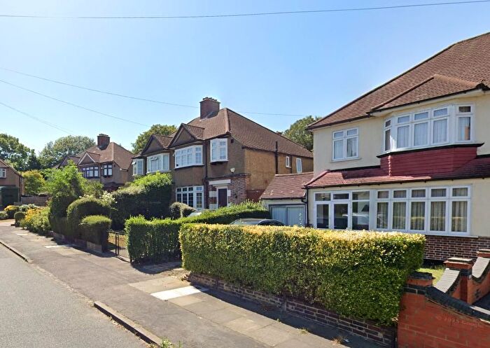 5 Bedroom Flat To Rent In Kingshurst Road, Blackheath, Elham, London, SE12