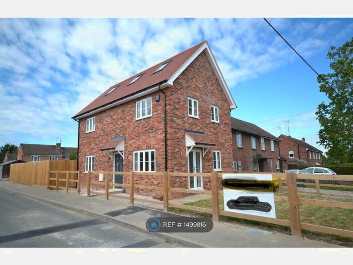 4 Bedroom Detached House To Rent In St. Edmunds Fields, Dunmow, CM6