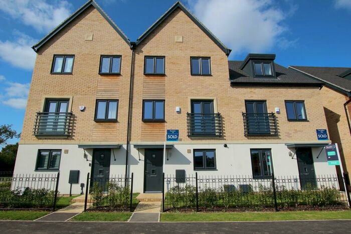 4 Bedroom Terraced House To Rent In Hayton Way, Kingsmead, Milton Keynes, MK4