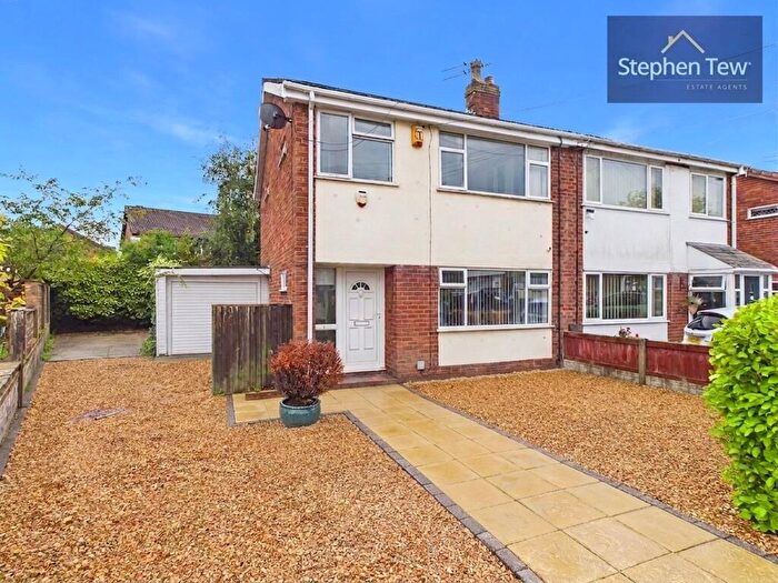 3 Bedroom Semi Detached House For Sale In Chain Lane, Staining, FY3