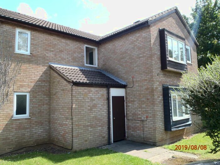 Studio To Rent In Barley Rise, Baldock, SG7